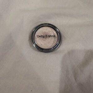 Shimmering Champagne Inner Corner Eyeshadow Dolly Wink